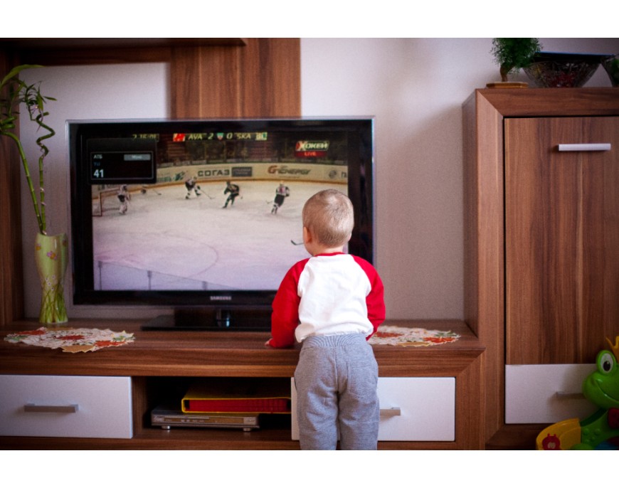 Reinigung des LED-Fernsehbildschirms – wie man es macht, ohne ihn zu beschädigen?